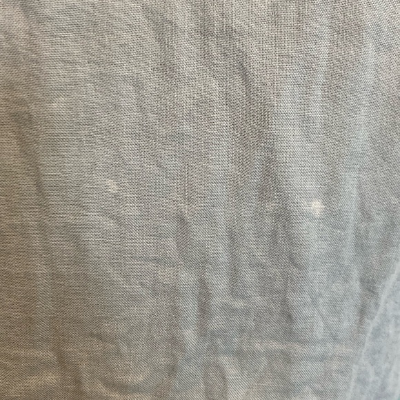 Vince Classic Fit Button Down Top - Picture 4 of 5